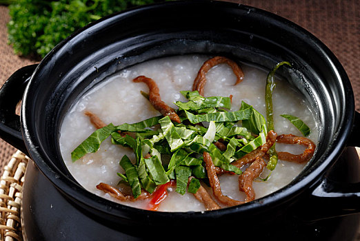 青菜瘦肉砂锅粥