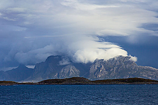 山,海洋,风暴,云,山脉,北方,挪威北部,挪威
