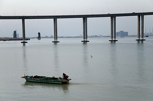 湛江海湾大桥