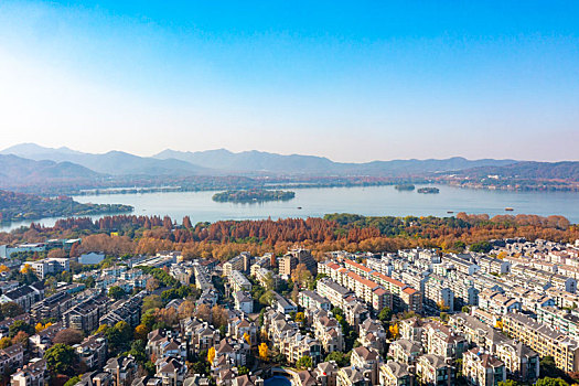 杭州市西湖吴山景区城隍阁秋色