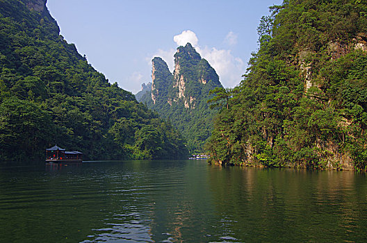 湖南张家界宝峰湖风光