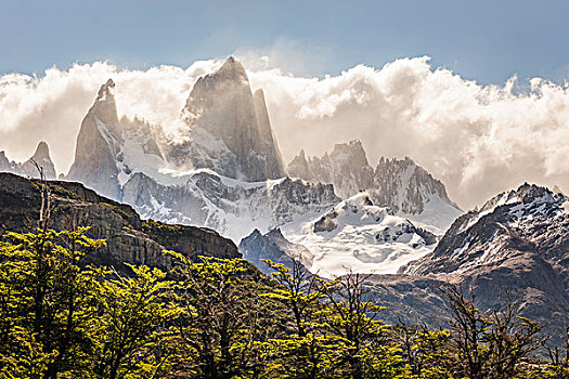 低云,上方,日光,山脉,洛斯格拉希亚雷斯国家公园,巴塔哥尼亚,阿根廷