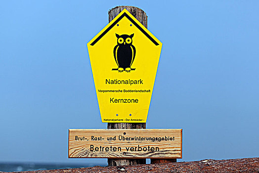 广告牌,国家公园,费施兰德-达斯-茨因斯特,波罗的海岸,梅克伦堡前波莫瑞州,德国,欧洲