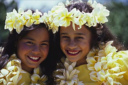 夏威夷,两个女孩,微笑,鸡蛋花,花环