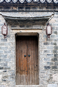南京市老门东历史文化街区古民居砖墙木门