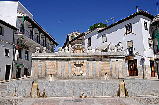 喷泉,马约尔广场,西班牙,欧洲
