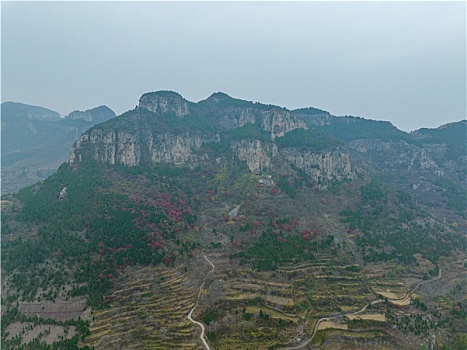 航拍济南三媳妇山