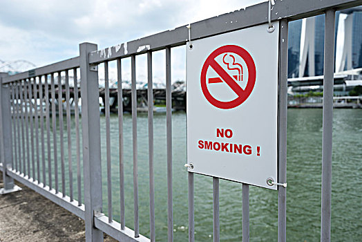 标识,禁止吸烟,栏杆