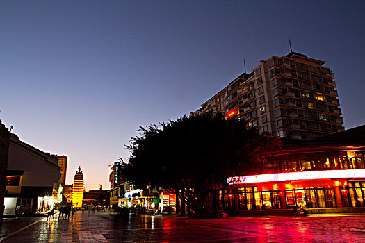 昆明市中心夜景