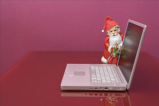圣诞老人,小雕像,笔记本电脑