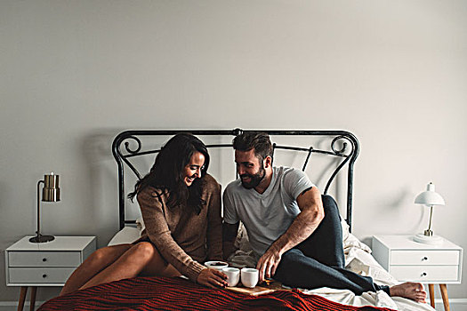 浪漫,情侣,吃早餐,床上