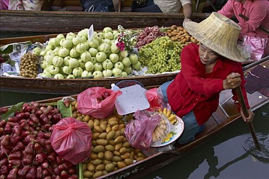 丹能沙朵水上市场,水上市场