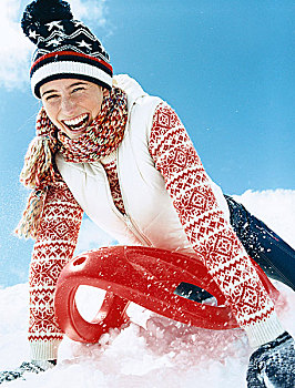 愉悦,女人,戴着,滑雪服,滑雪橇,雪中,笑