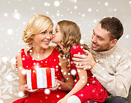 家庭,圣诞节,圣诞,冬天,高兴,人,概念,可爱,孩子,吻,母亲,礼物