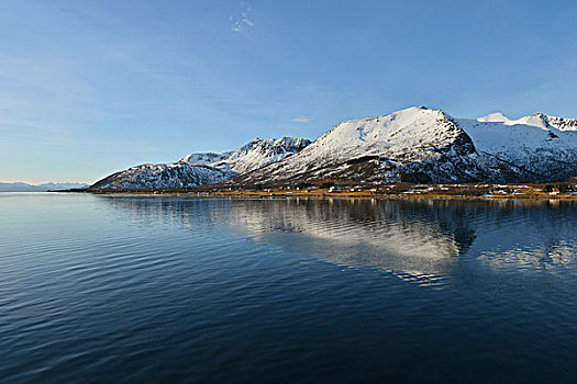 雪冠,山,南方,岛屿,反射,韦斯特阿伦,挪威,欧洲