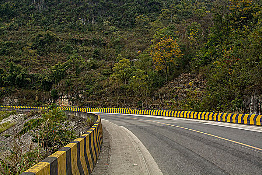 山地公路速度与激情