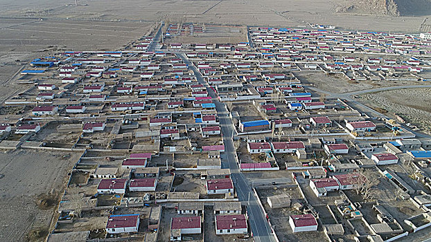 巴里坤哈萨克族牧民定居点