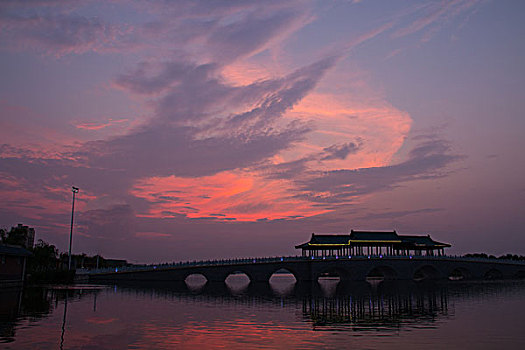 文亭湖