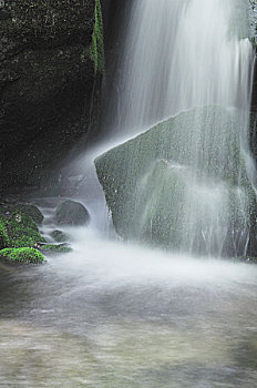 秦岭大峪甘花溪