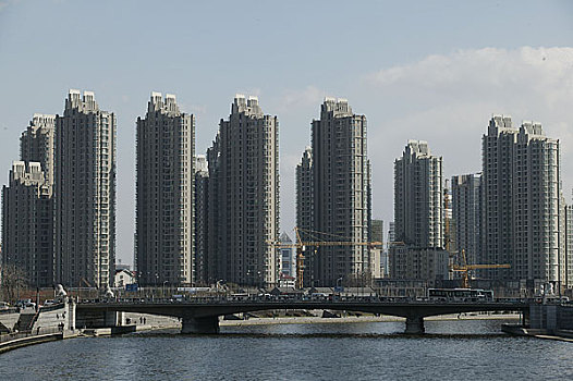 天津海河边上建筑