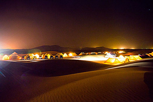 撒哈拉营地夜景