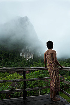 女人,看,雾状,风景,胜地,苏拉塔尼,泰国