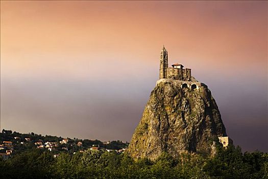 老,小教堂,岩石构造,黄昏,上卢瓦尔省,奥弗涅,法国