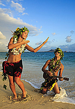 夏威夷,瓦胡岛,年轻,情侣,跳舞,草裙舞,海滩