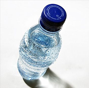 矿泉水,塑料瓶