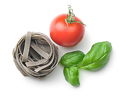 意大利干面条,意大利面,西红柿,罗勒叶