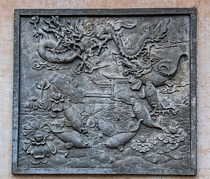中国神话传统鲤鱼跳龙门浮雕工艺装饰建筑物