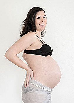 9个月,孕妇,33岁