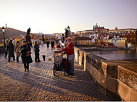 摊贩,查理大桥,布拉格,捷克共和国