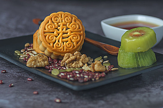 中国传统节日点心中秋节月饼