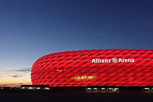 德国,慕尼黑,足球场,竞技场,建造,岁月,2002年,2005年,建筑师,建筑