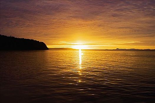 日落,上方,海洋,螃蟹船,岛屿,苏拉威西岛,印度尼西亚
