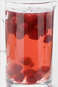 树莓,潘趣洒饮料,罐