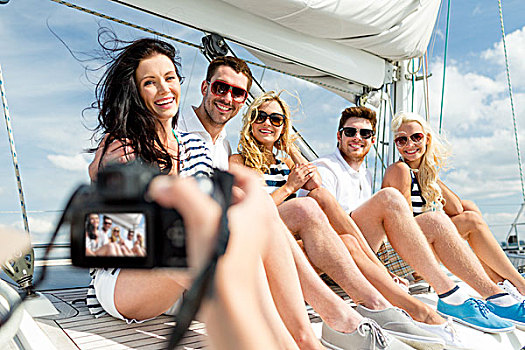 度假,旅行,海洋,友谊,人,概念,微笑,朋友,坐,游艇,甲板,摄影