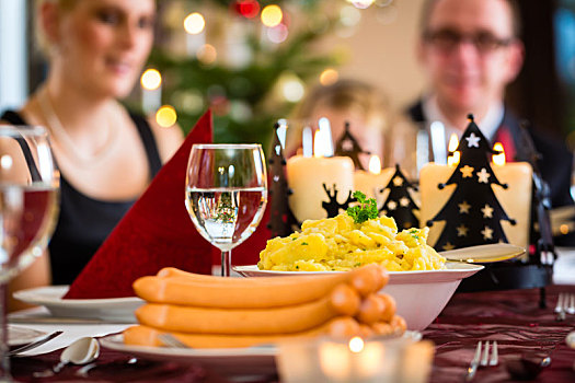 德国人,圣诞晚餐,香肠,土豆沙拉