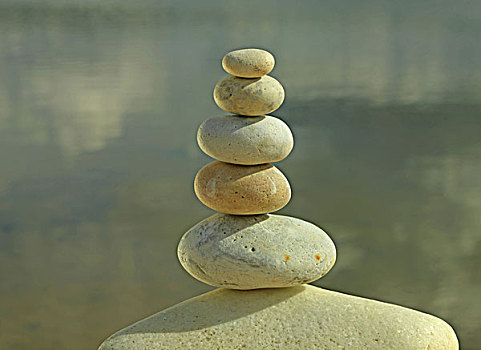 平衡,鹅卵石