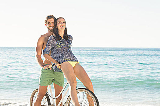 幸福伴侣,骑自行车,海滩