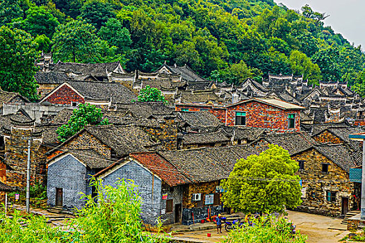 木雕,民居,古建筑群,塔,屋顶,蓝天,云