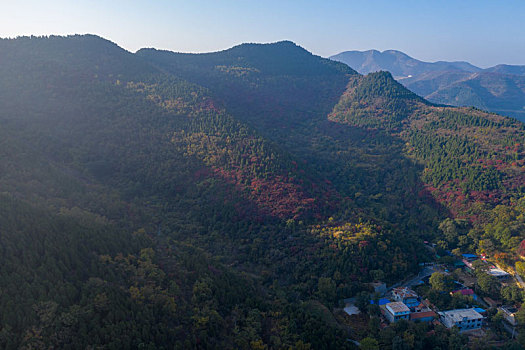 航拍济南南部山区秋色