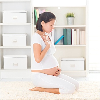怀孕,亚洲女性,反胃