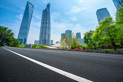 道路交通和上海陆家嘴天际线