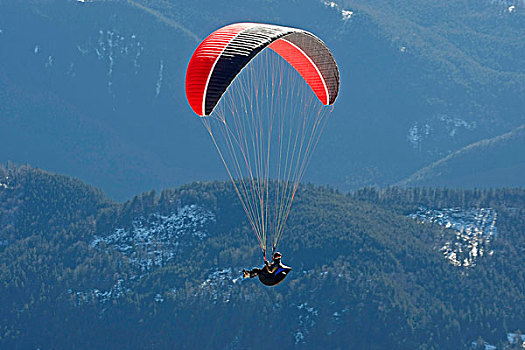 滑翔伞,山,兰格丽斯,上巴伐利亚,巴伐利亚,德国,欧洲