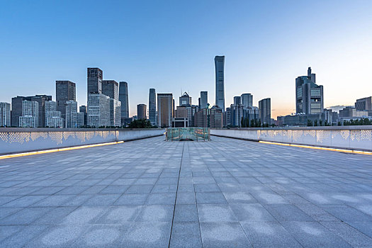 高速公路,城市天际线