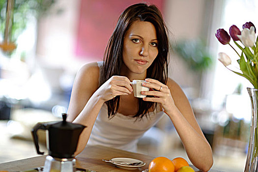 女青年,20岁,拿着,浓咖啡,咖啡杯