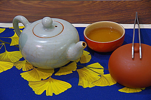 静物茶道,茶杯和茶壶