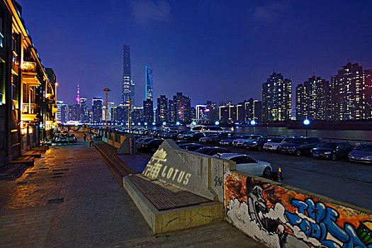 老码头与浦东夜景
